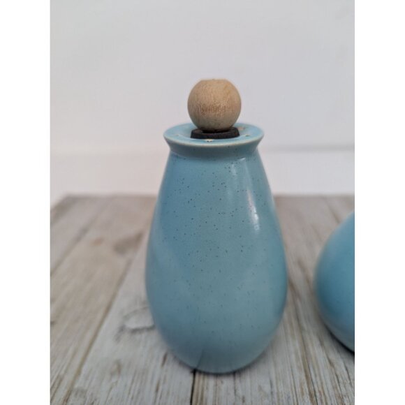 Vintage Set of Vernonware Metlox Heavenly Days Salt and Pepper Shakers MCM - Picture 3 of 11